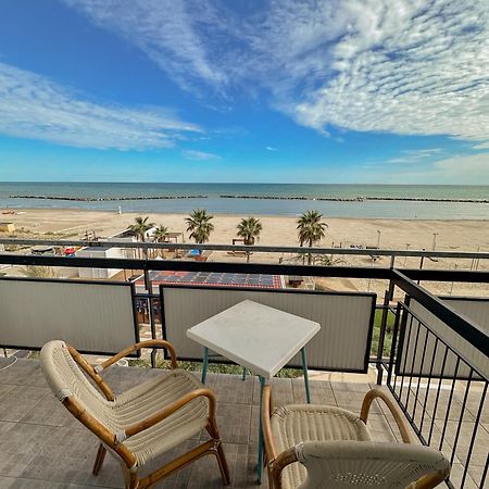 Hotel Re Leone Rimini Exterior photo