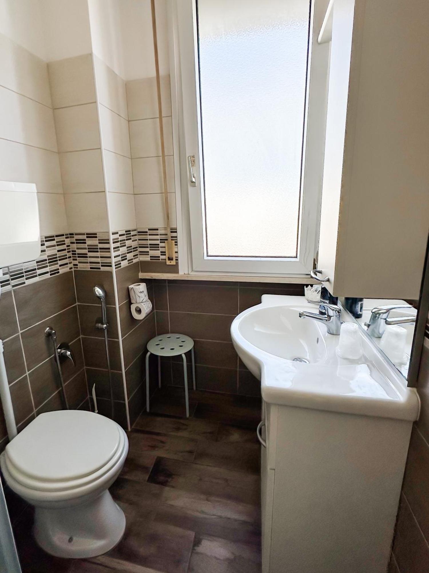 Hotel Re Leone Rimini Exterior photo