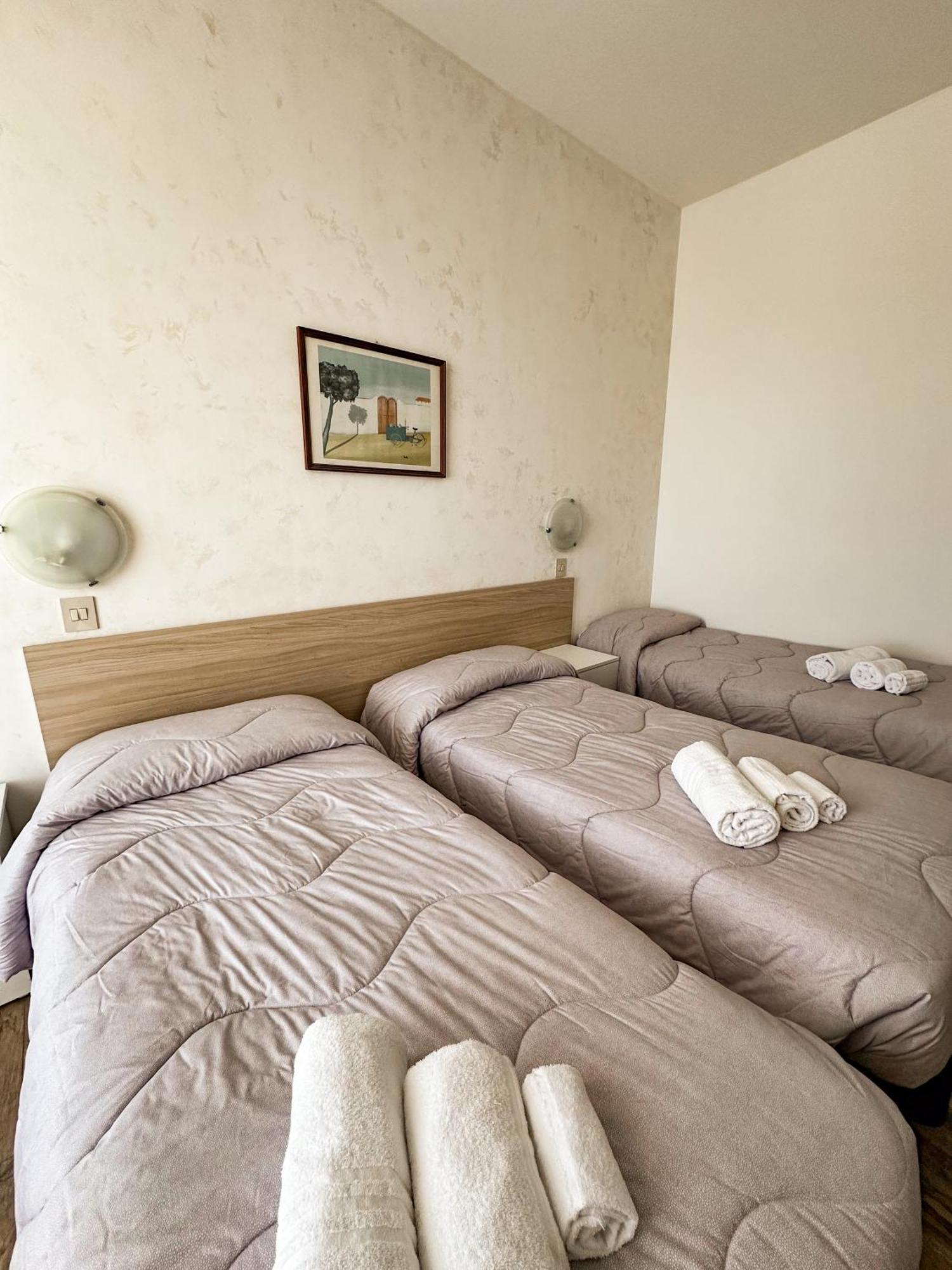 Hotel Re Leone Rimini Exterior photo