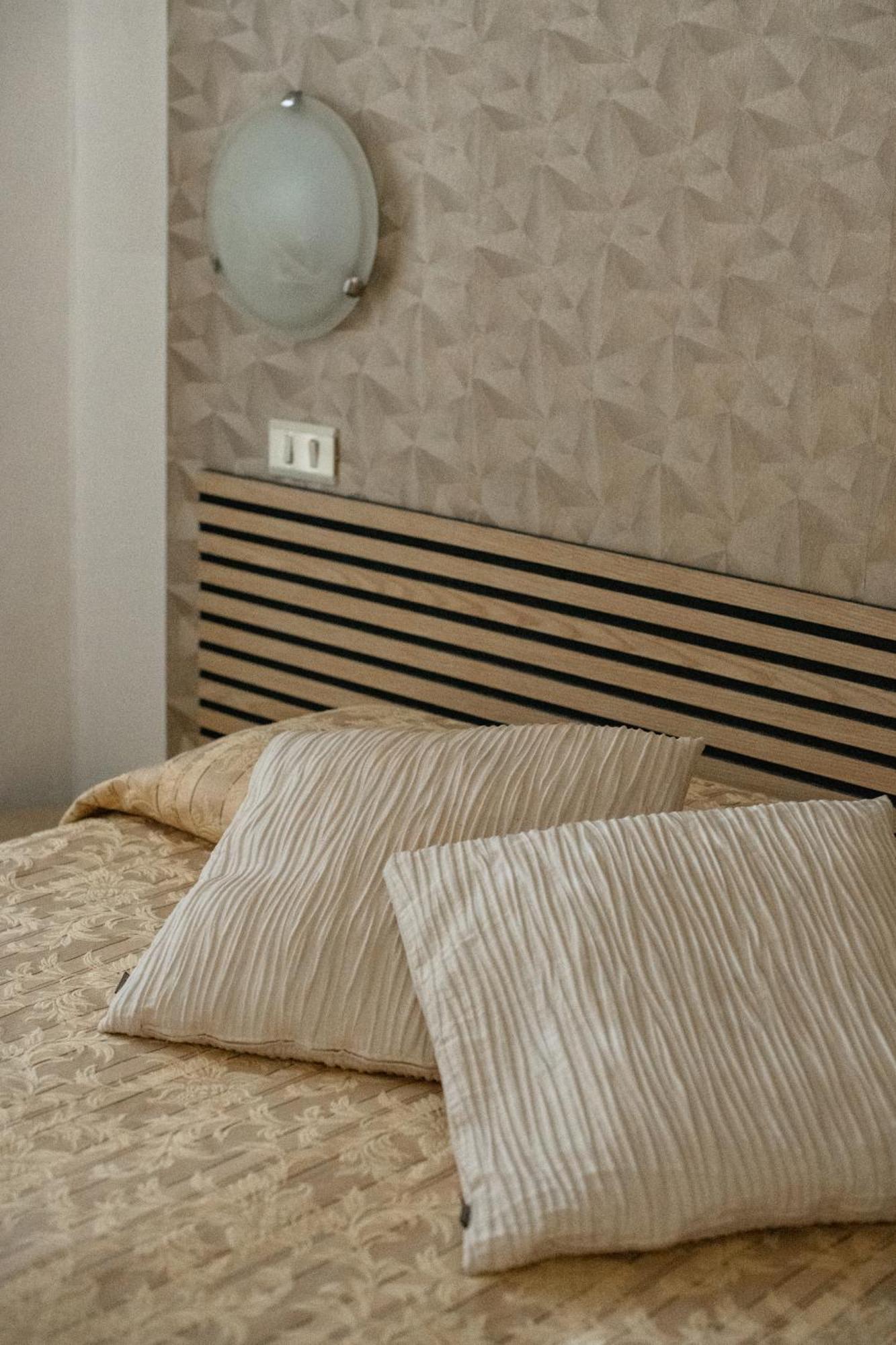 Hotel Re Leone Rimini Exterior photo