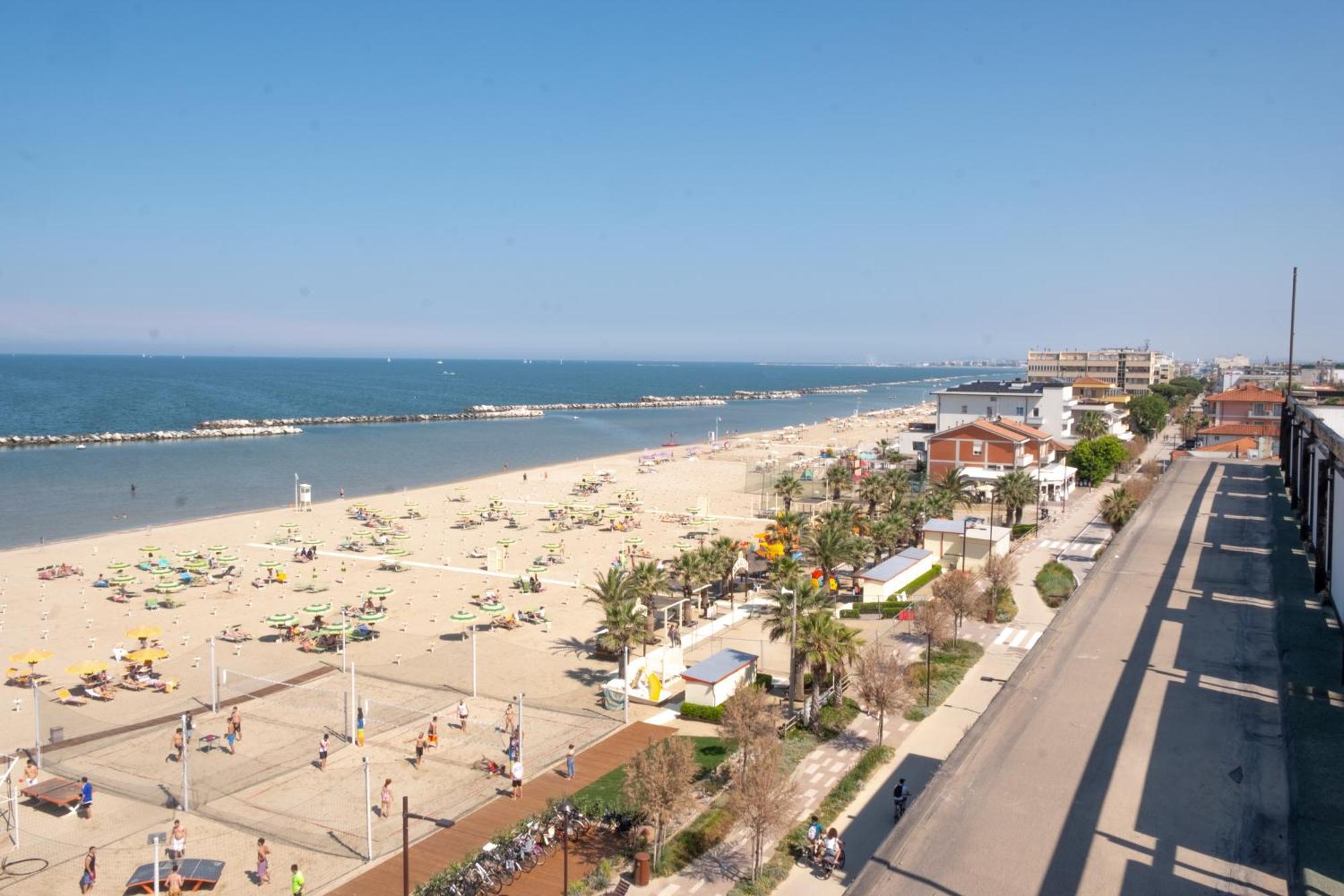Hotel Re Leone Rimini Exterior photo
