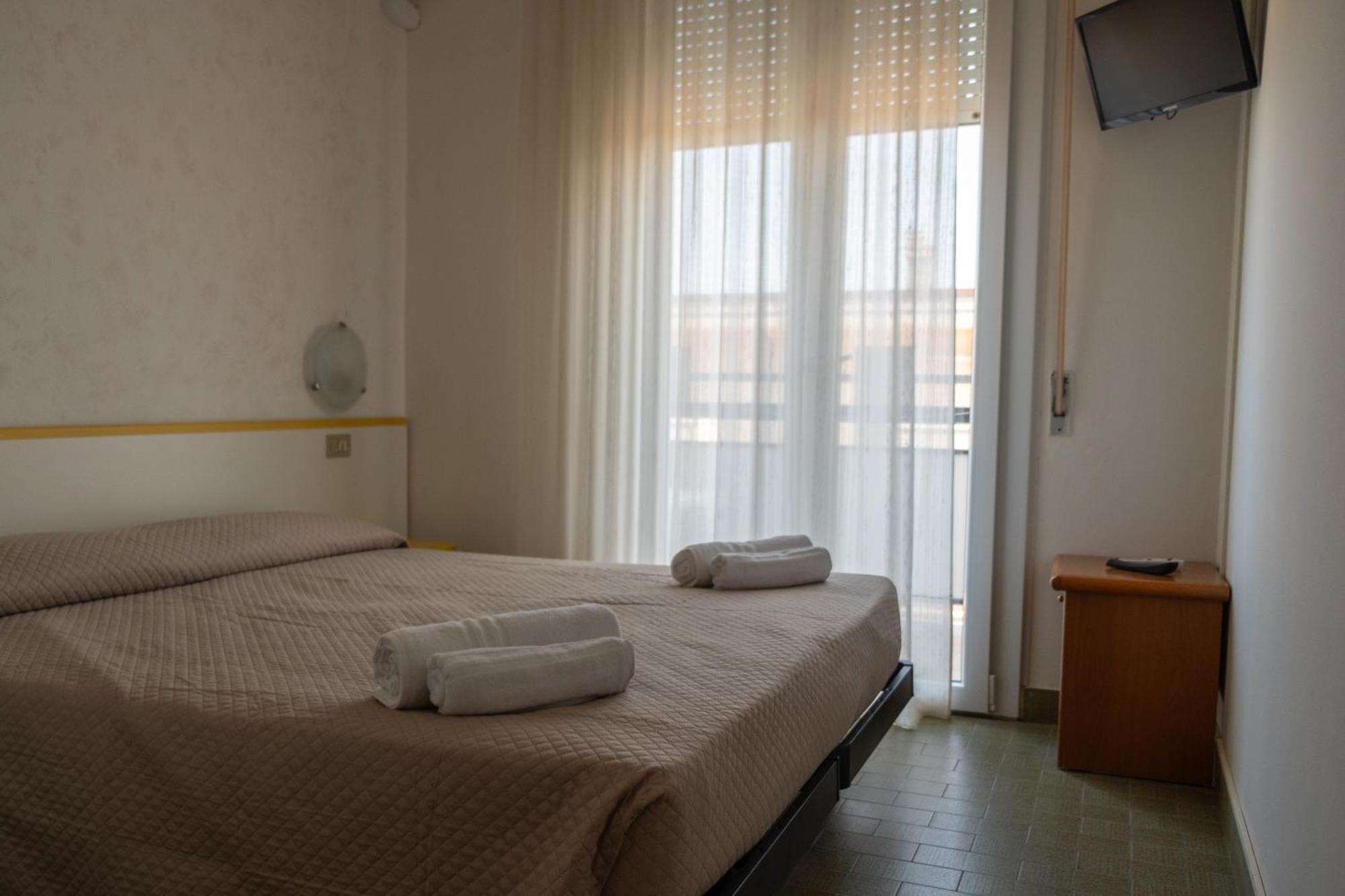 Hotel Re Leone Rimini Exterior photo