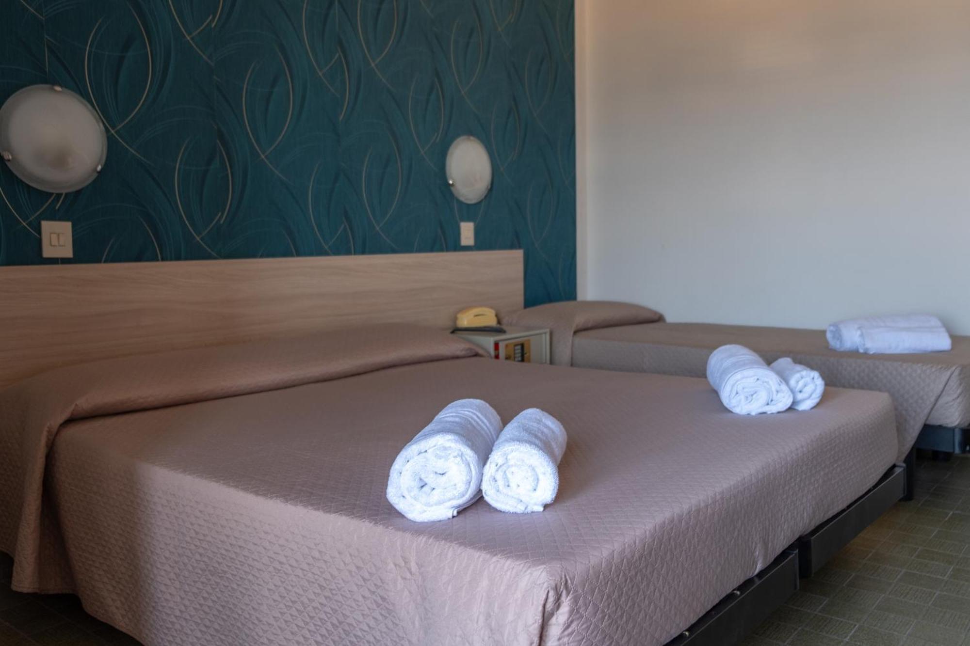 Hotel Re Leone Rimini Exterior photo