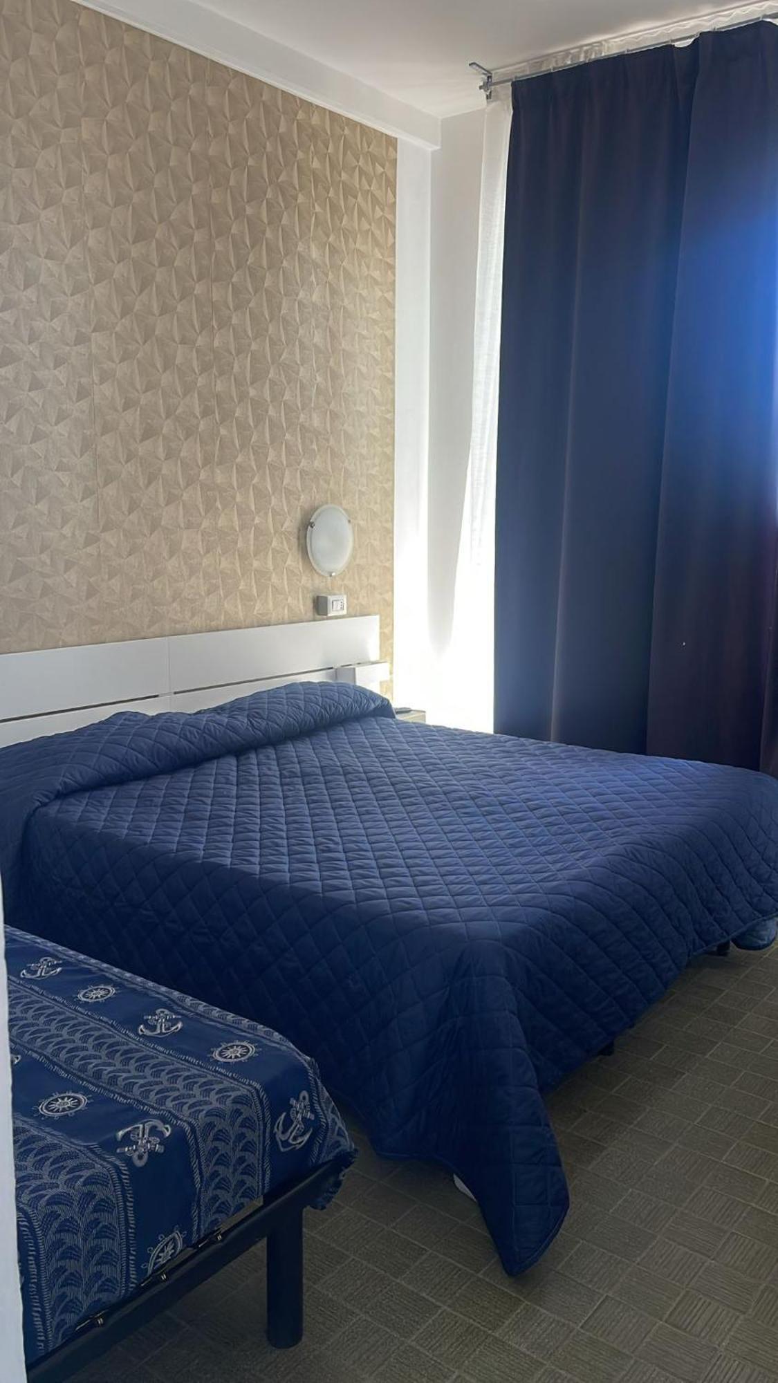 Hotel Re Leone Rimini Exterior photo