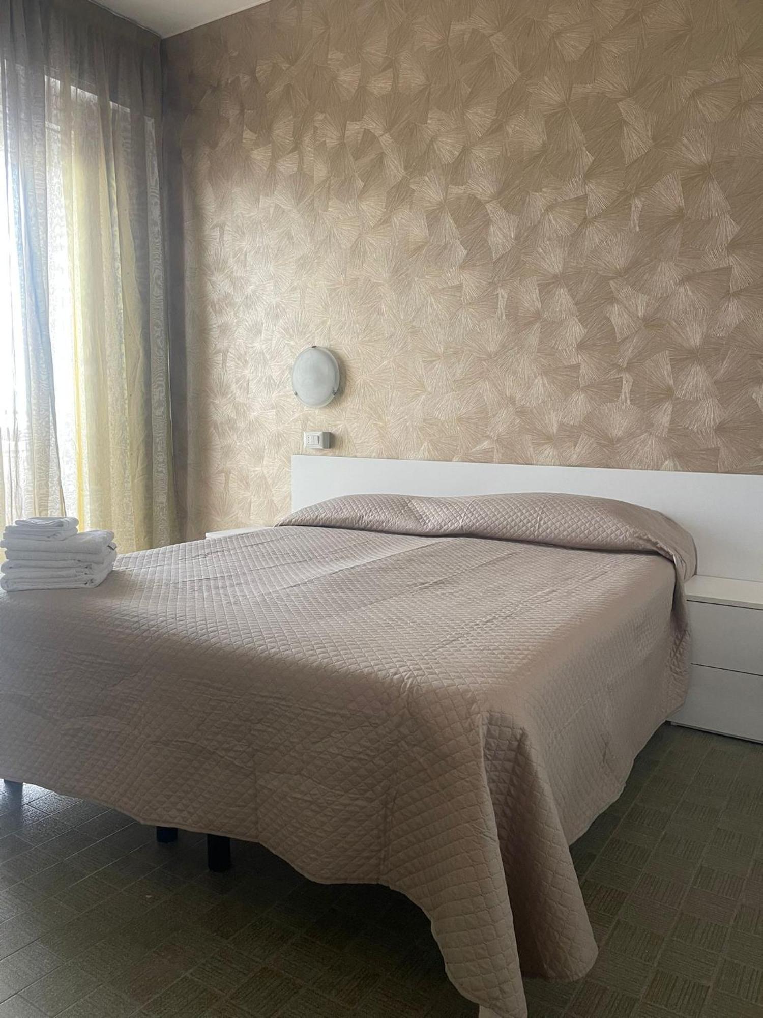 Hotel Re Leone Rimini Exterior photo